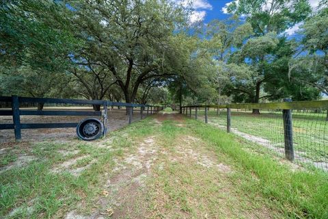 Tiny photo for 3225 S Us Highway 41, Dunnellon, FL 34432 (MLS # OM704497)