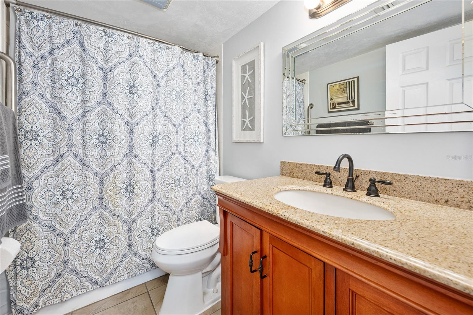 RIVERSIDE CONDO - Residential