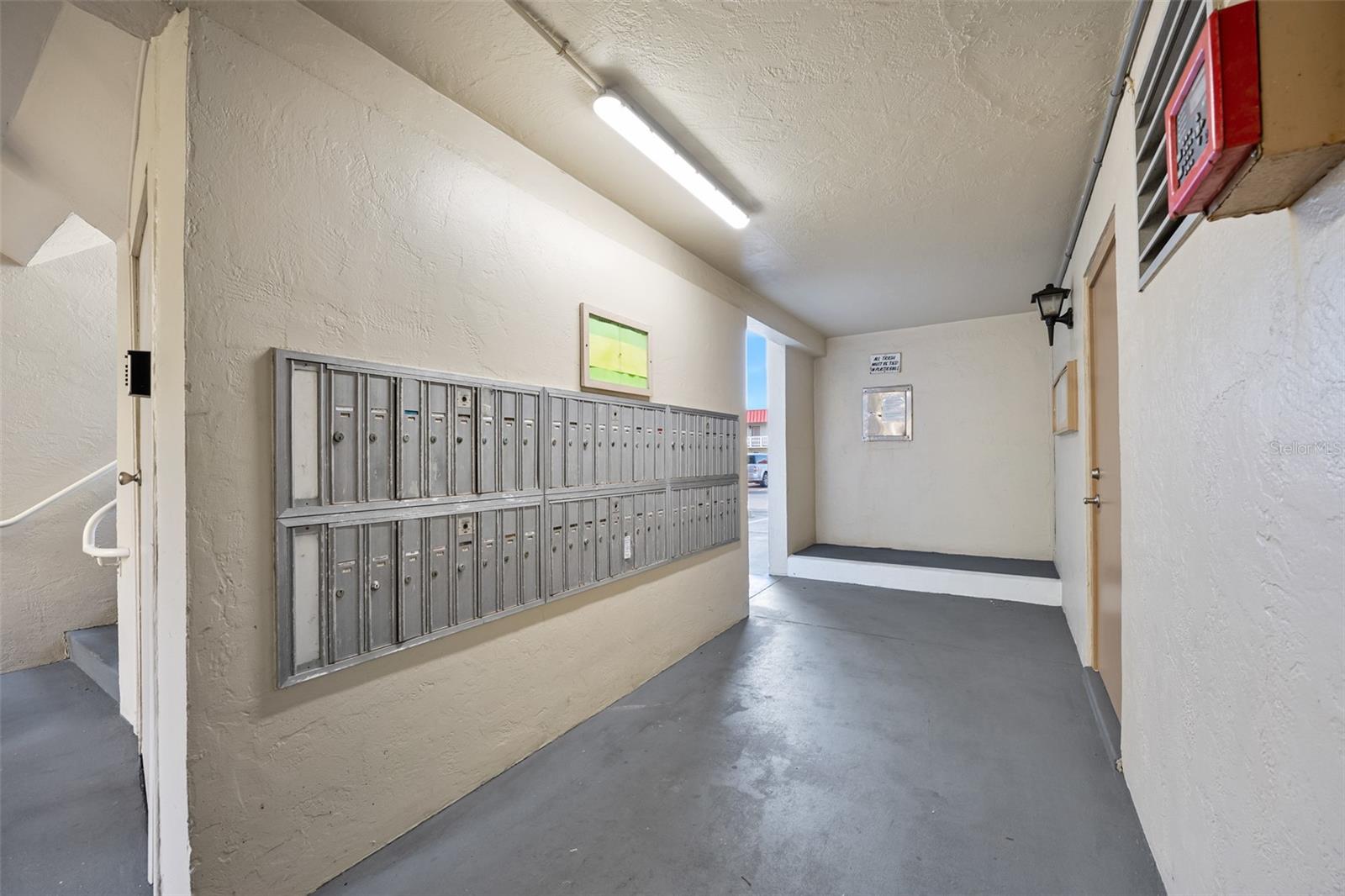 RIVERSIDE CONDO - Residential