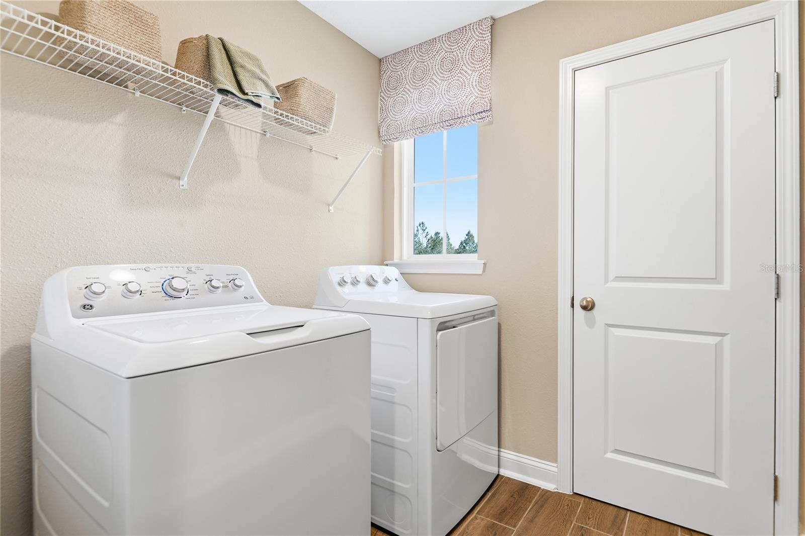 MAPLE RIDGE - Residential