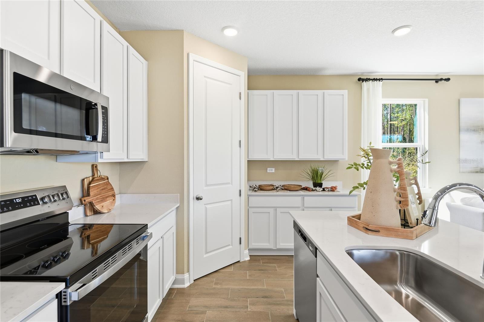 MAPLE RIDGE - Residential