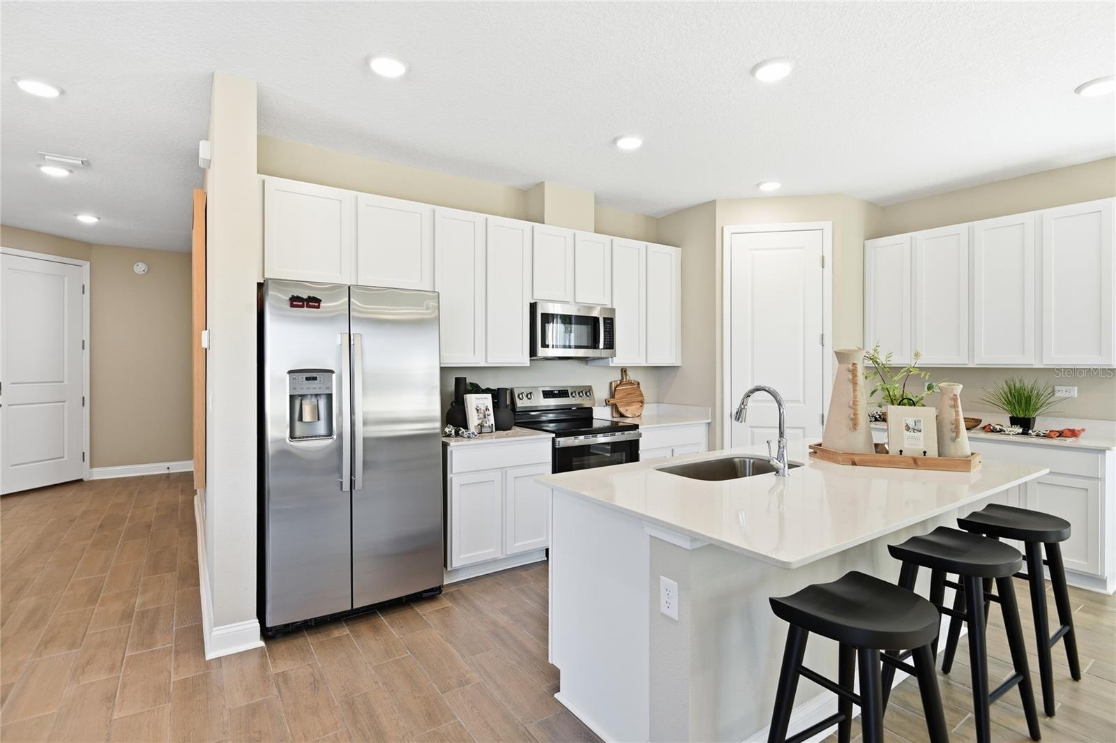MAPLE RIDGE - Residential
