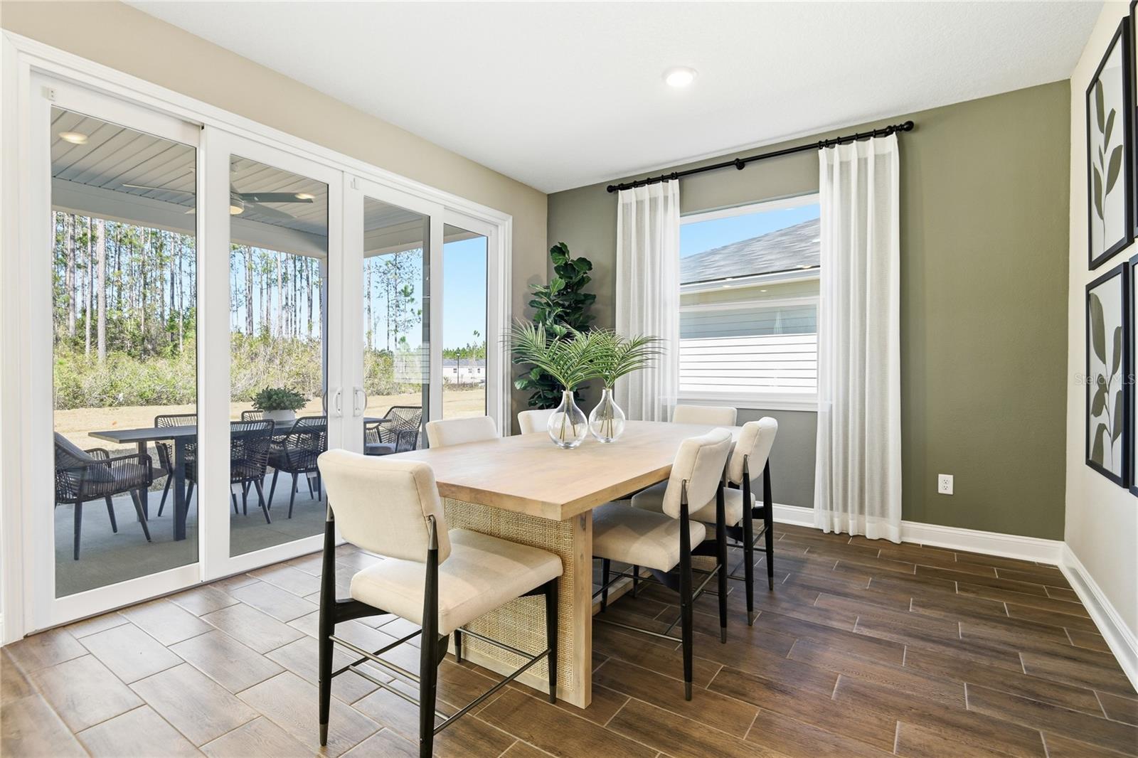MAPLE RIDGE - Residential