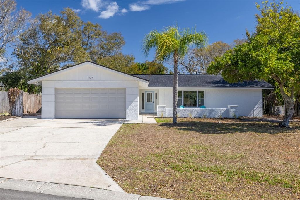 Photo of 1337 Byron Drive, Clearwater, FL 33756 (MLS # TB8478431)