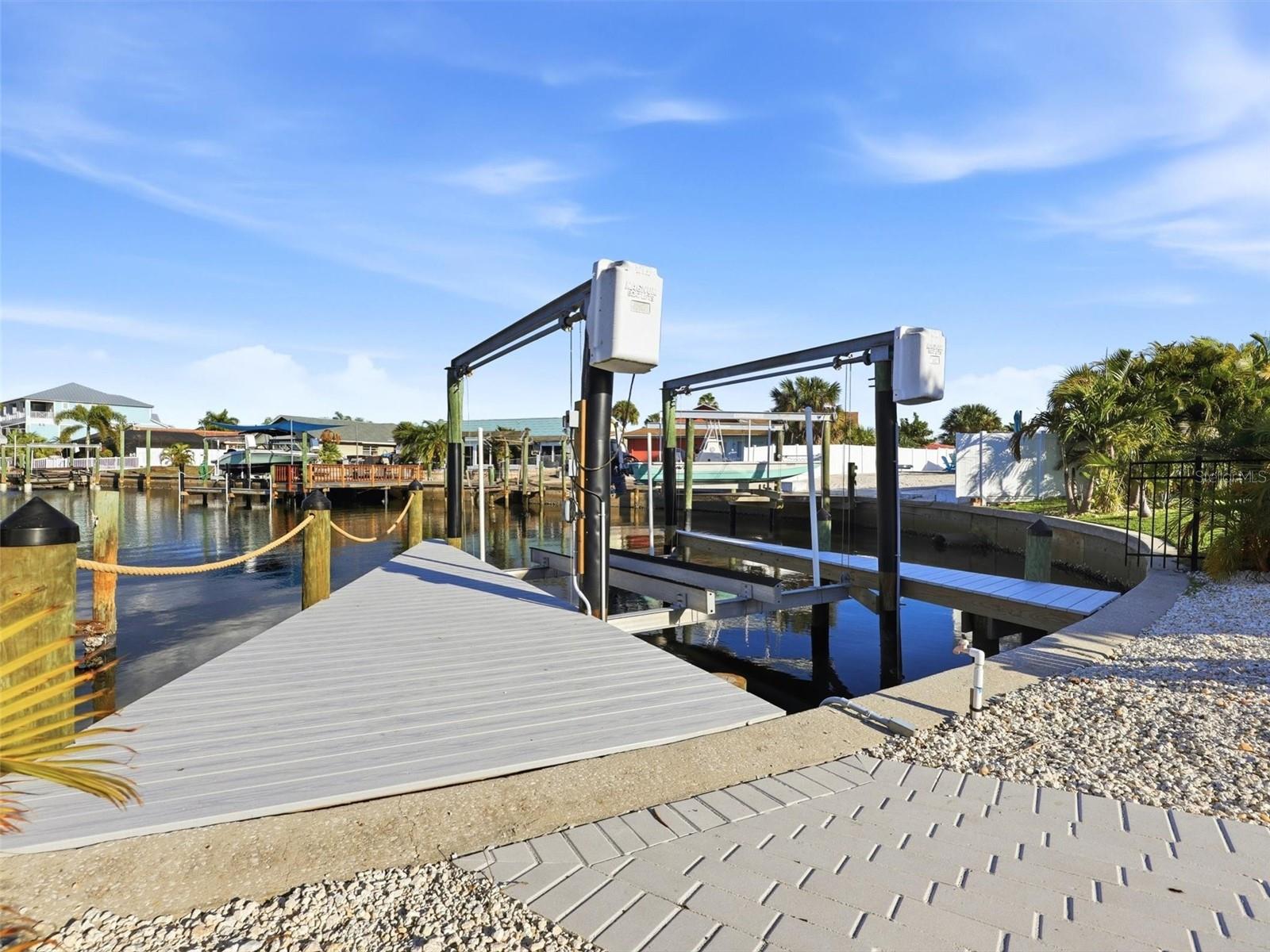 APOLLO BEACH UNIT 13 PT 2 - Residential