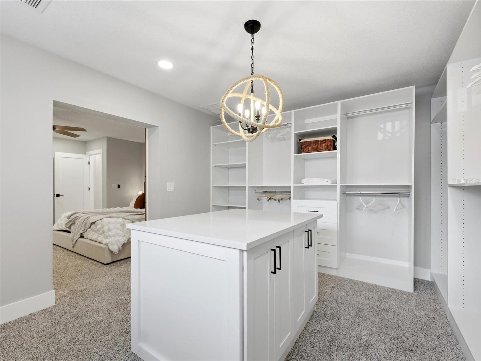 APOLLO BEACH UNIT 13 PT 2 - Residential