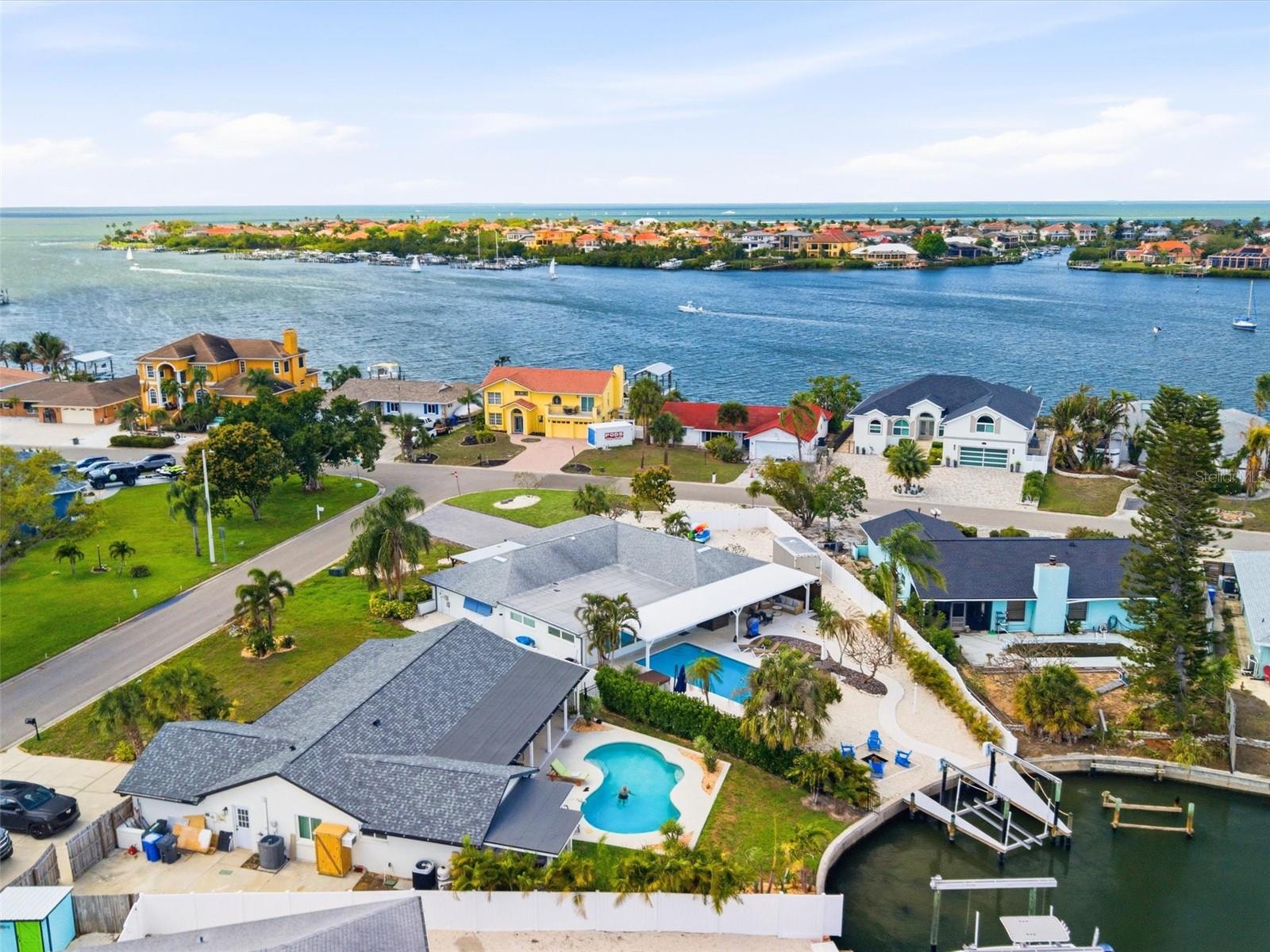 APOLLO BEACH UNIT 13 PT 2 - Residential