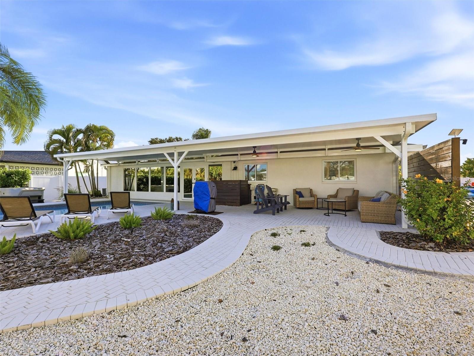 APOLLO BEACH UNIT 13 PT 2 - Residential