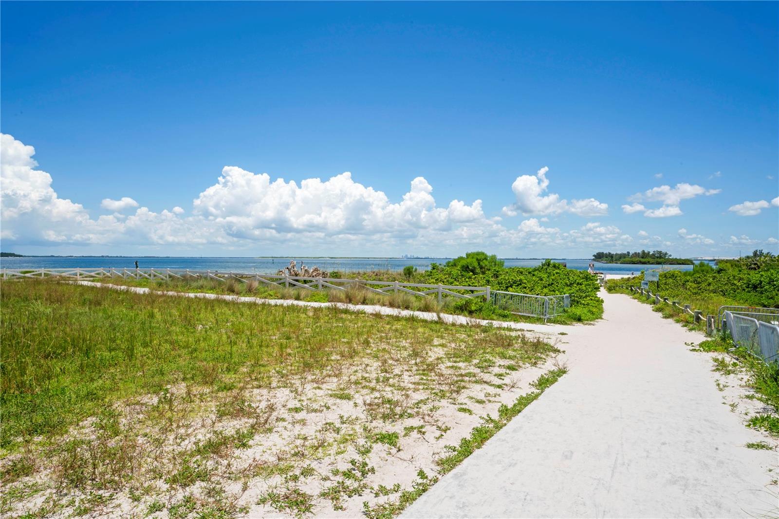 APOLLO BEACH UNIT 13 PT 2 - Residential