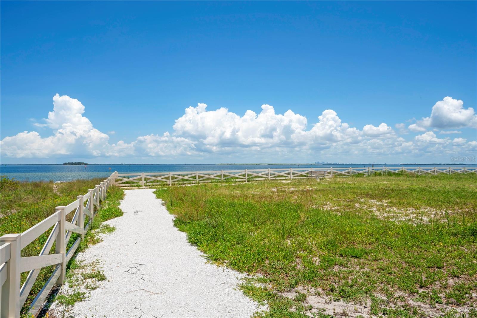 APOLLO BEACH UNIT 13 PT 2 - Residential