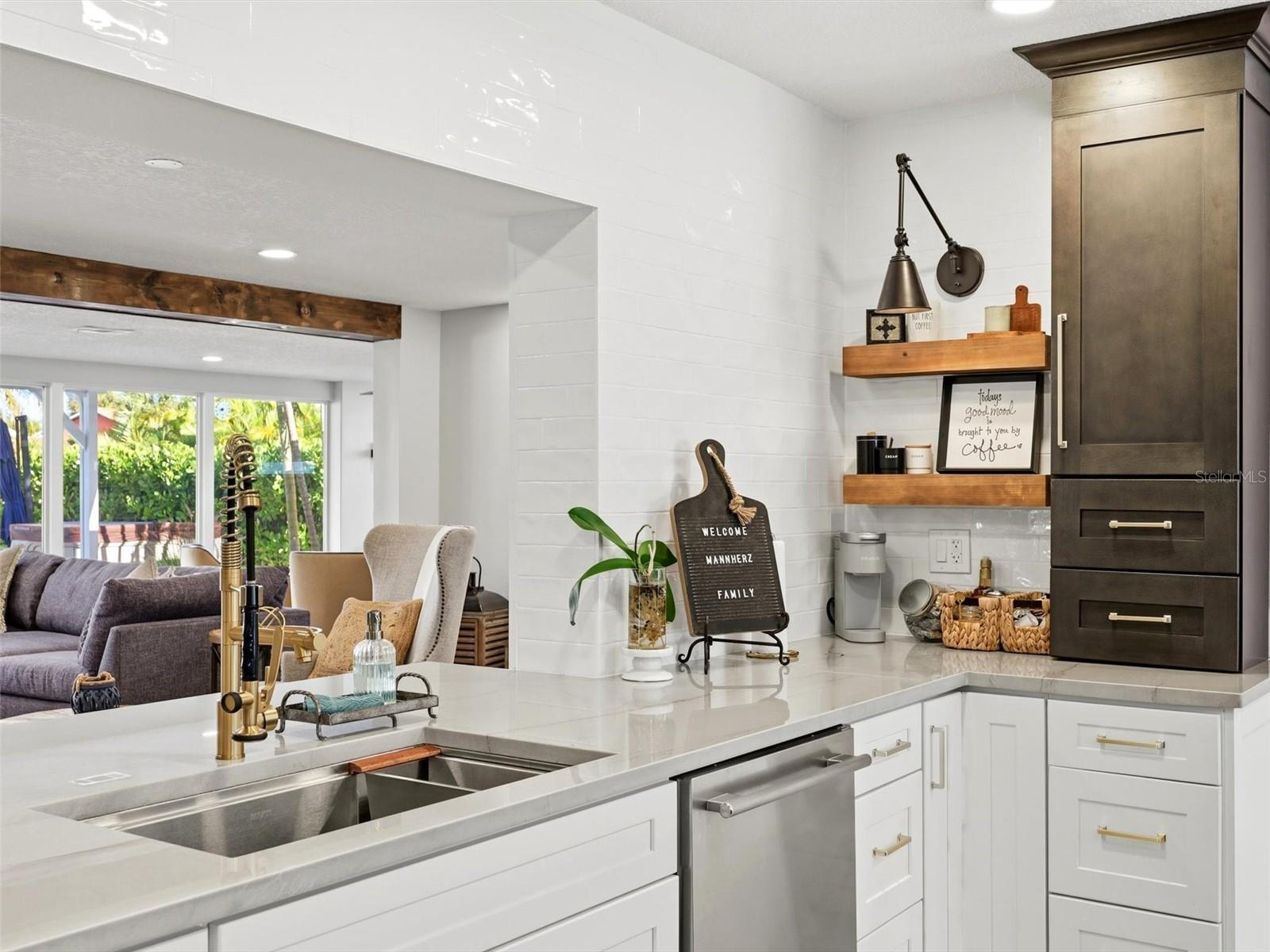 APOLLO BEACH UNIT 13 PT 2 - Residential