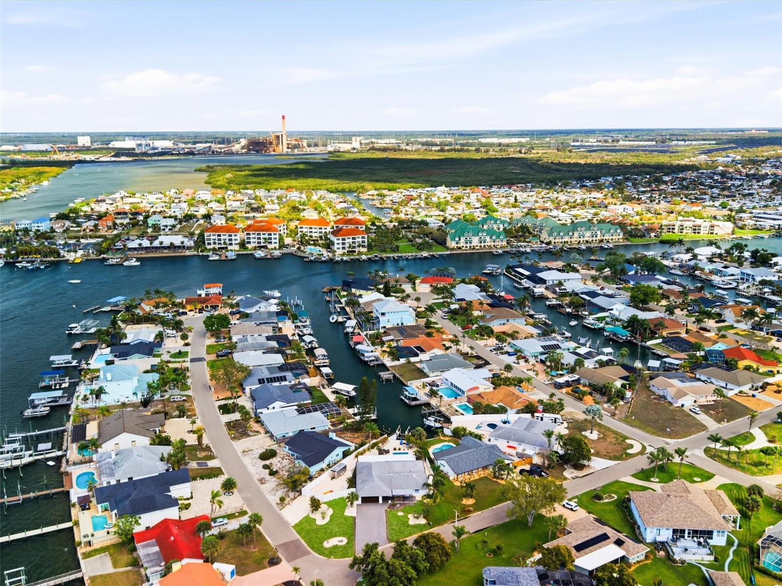 APOLLO BEACH UNIT 13 PT 2 - Residential