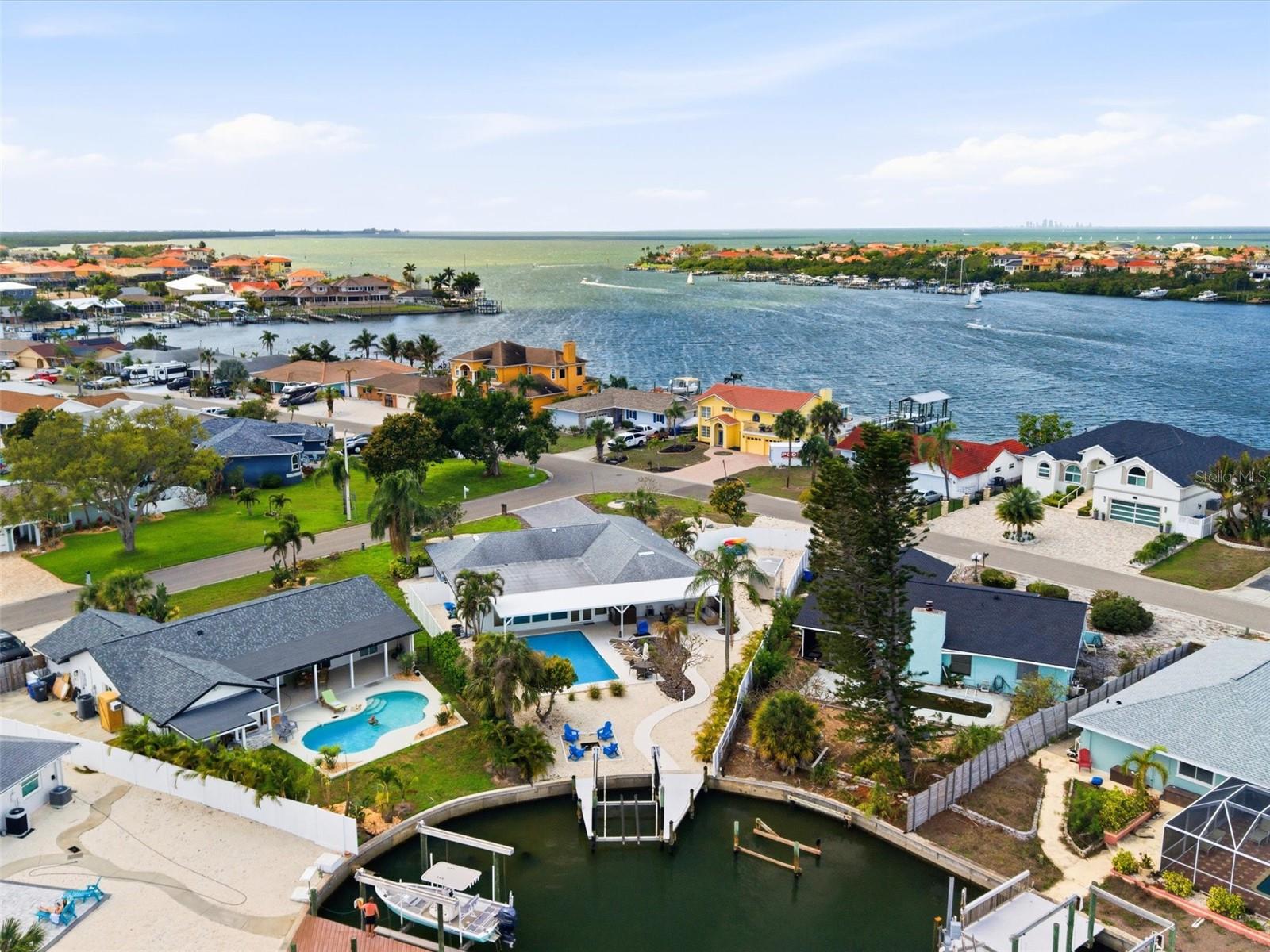 APOLLO BEACH UNIT 13 PT 2 - Residential