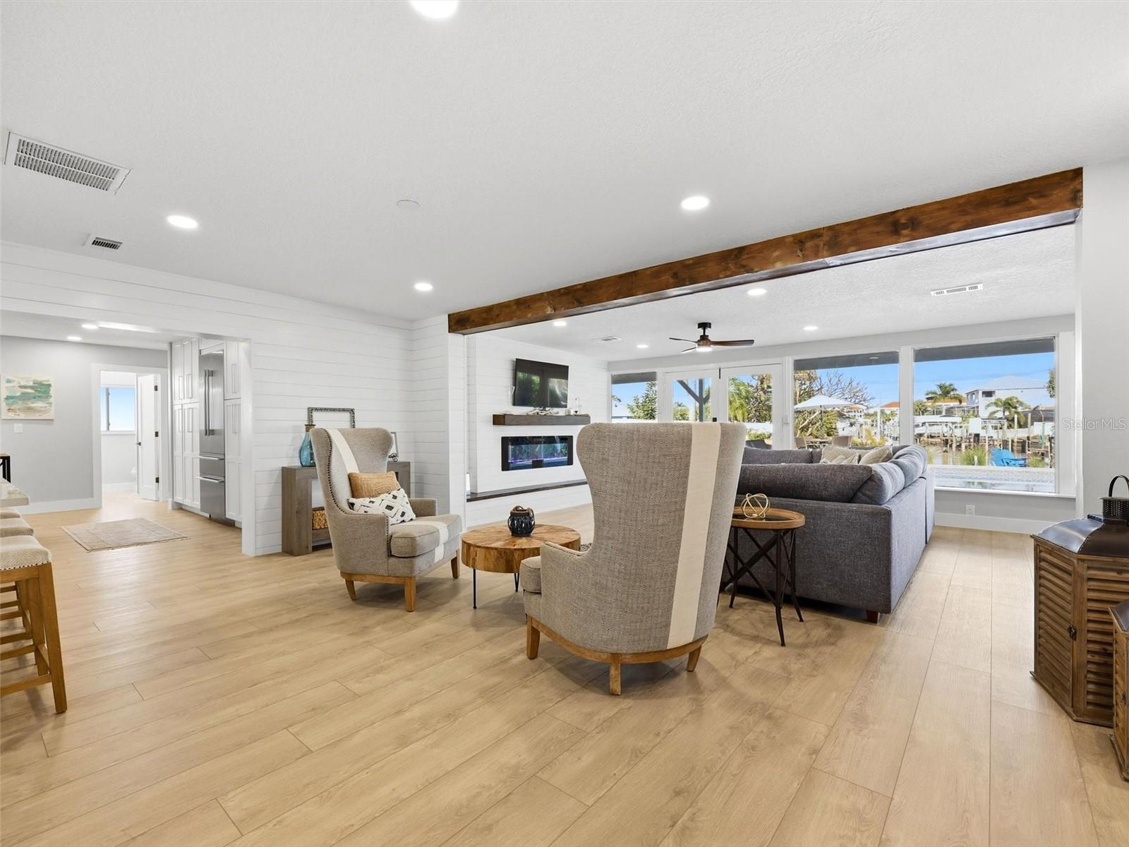 APOLLO BEACH UNIT 13 PT 2 - Residential