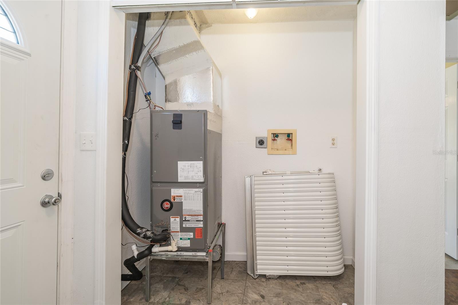 TANGERINE ESTATES - Residential