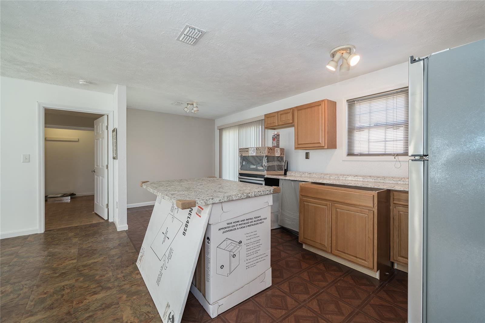 TANGERINE ESTATES - Residential