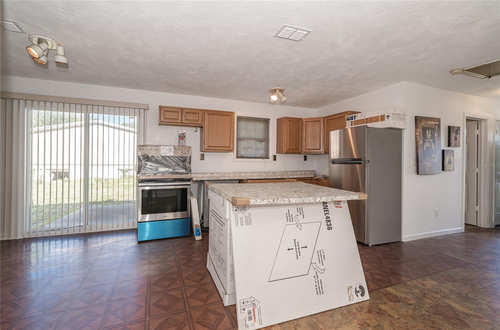 TANGERINE ESTATES - Residential