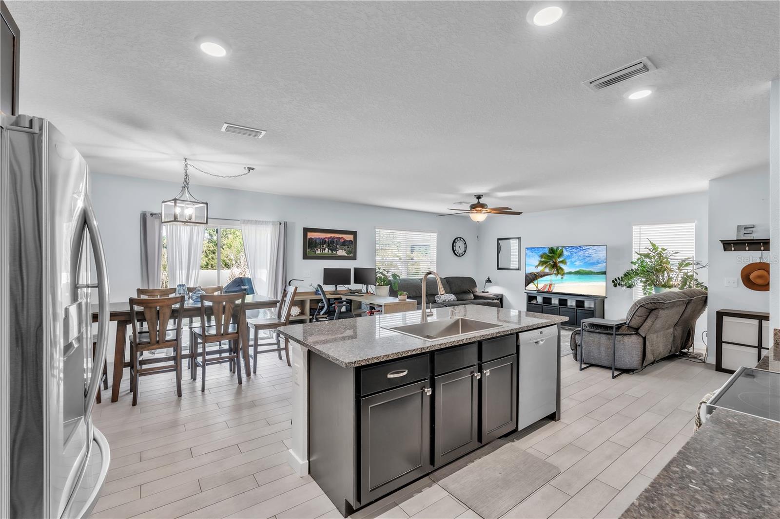 SILVERSTONE SOUTH - Residential