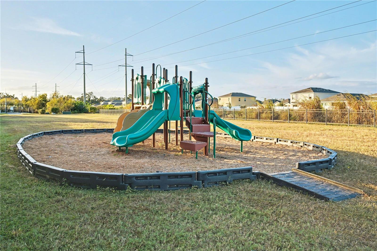 SILVERSTONE SOUTH - Residential