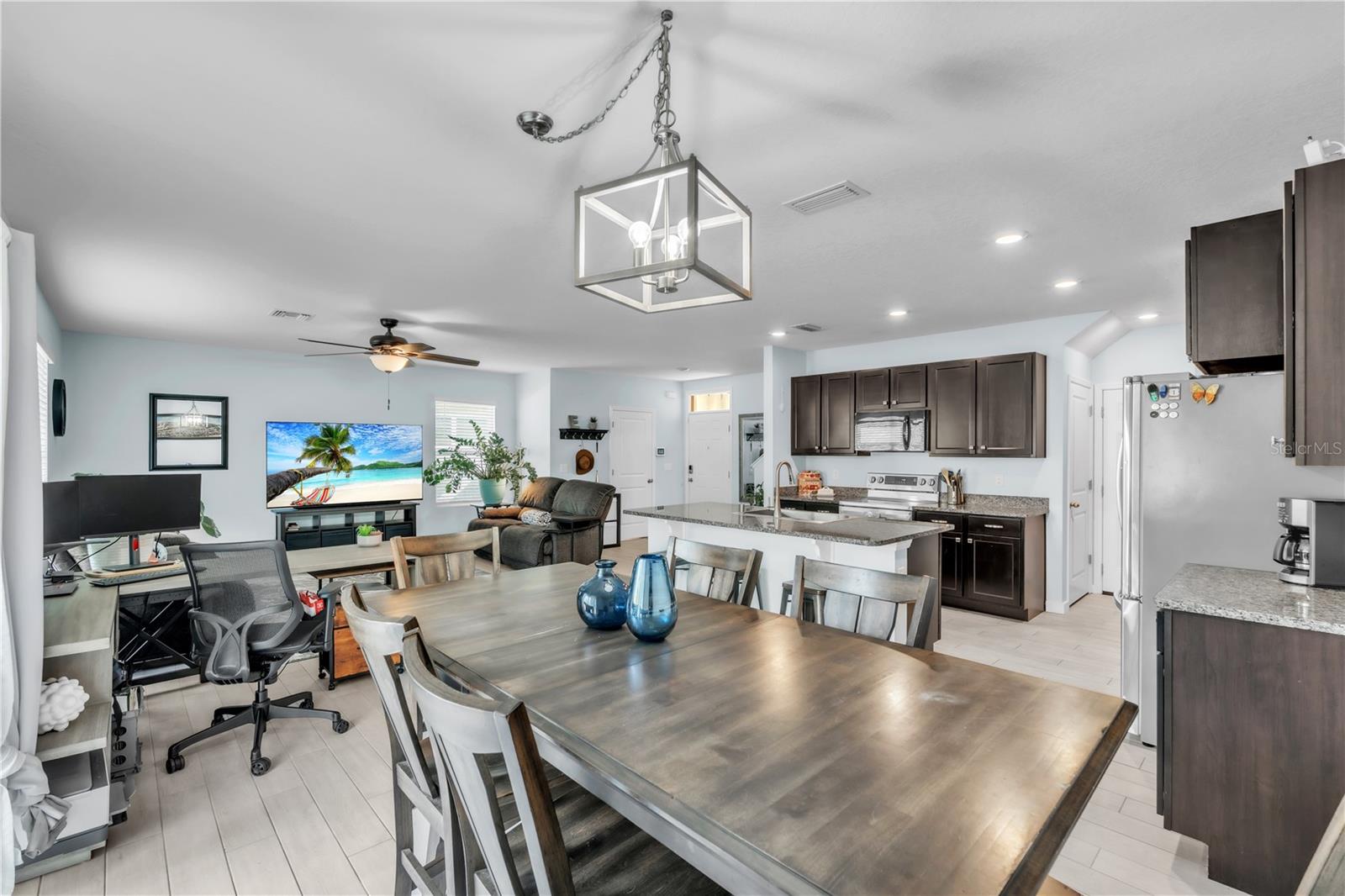 SILVERSTONE SOUTH - Residential