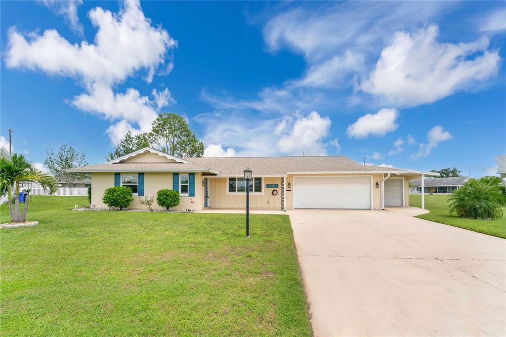 Photo of 1207 Simmons Way, Sun City Center, FL 33573 (MLS # O6335532)