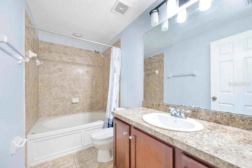 COBBLESTONE LANDING TWNHMS CONDO - Residential