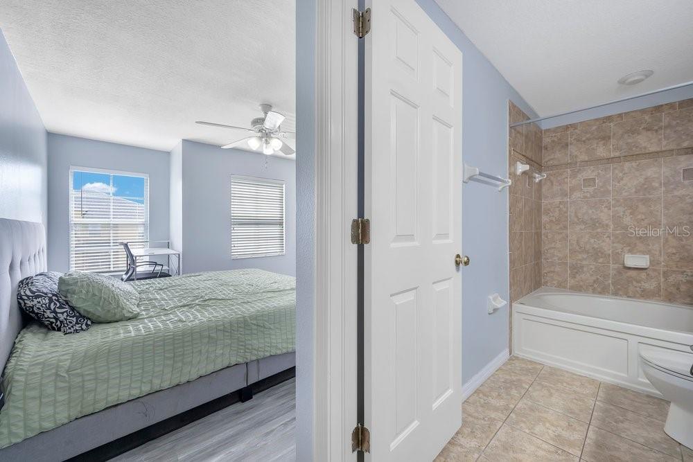 COBBLESTONE LANDING TWNHMS CONDO - Residential