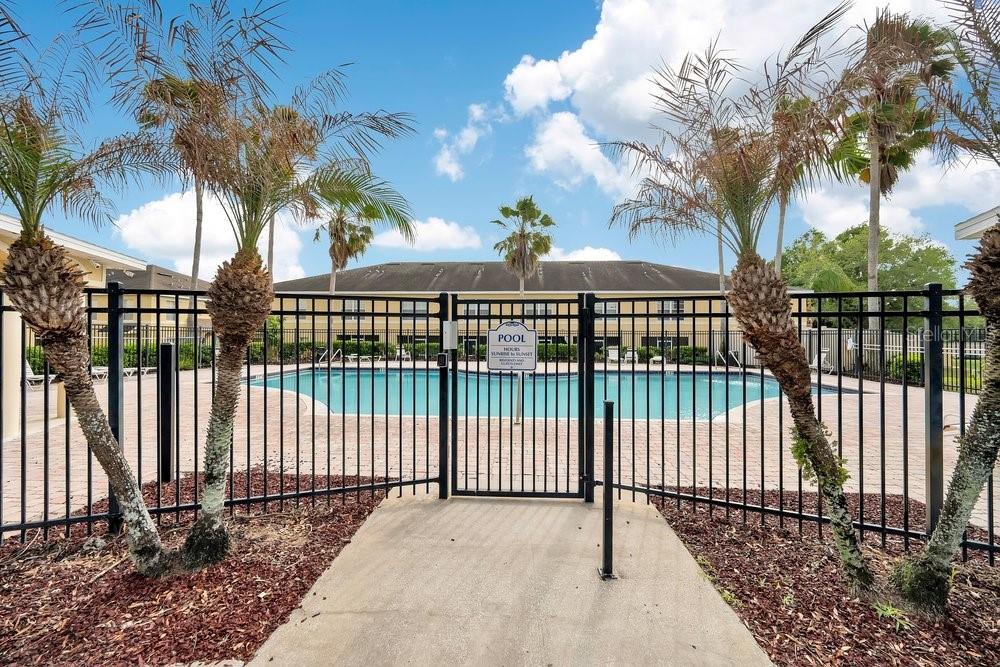 COBBLESTONE LANDING TWNHMS CONDO - Residential