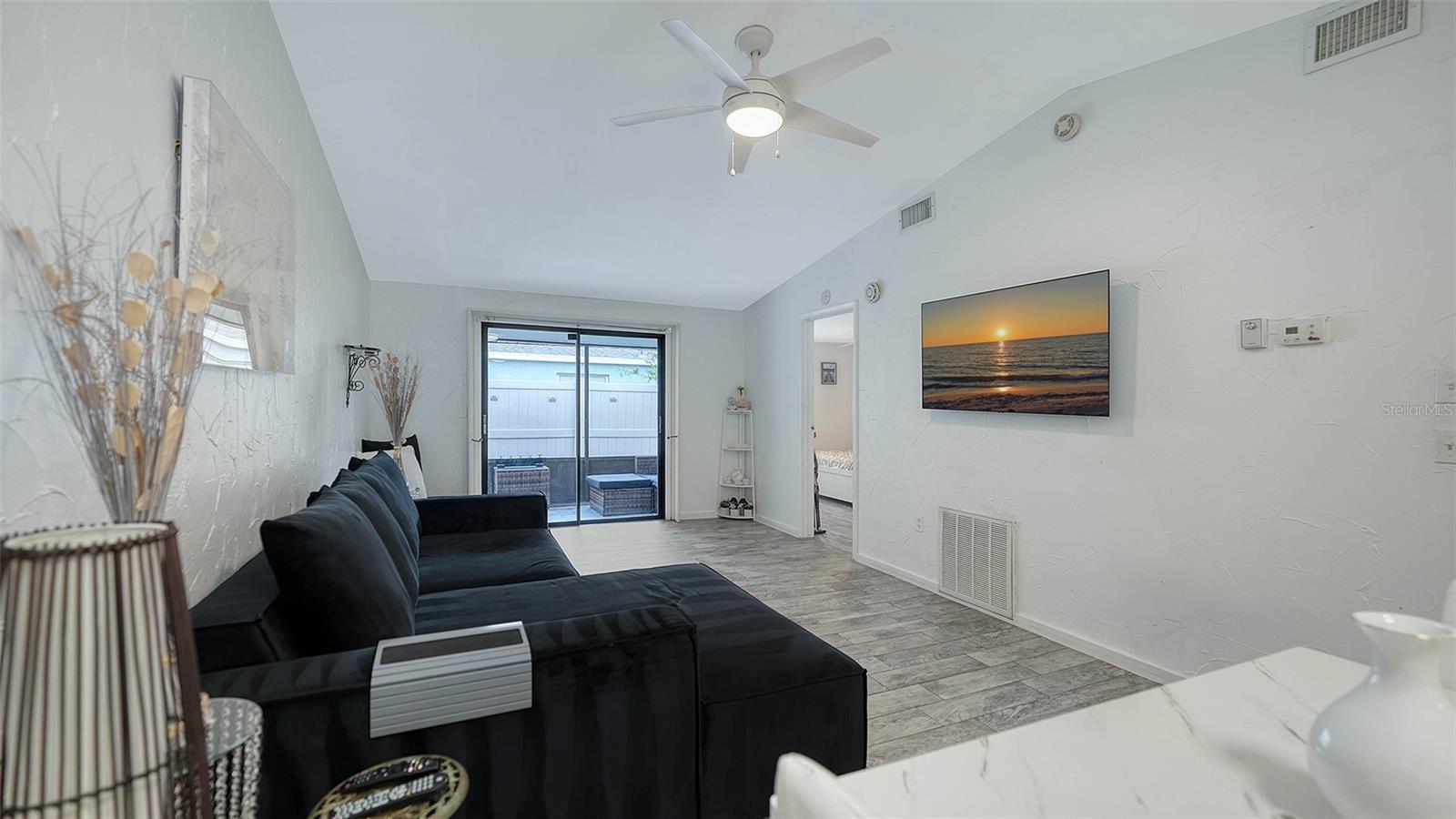 CORDOVA VILLAS CONDO - Residential