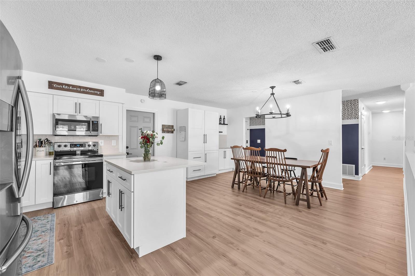 COUNTRY PLACE UNIT I - Residential