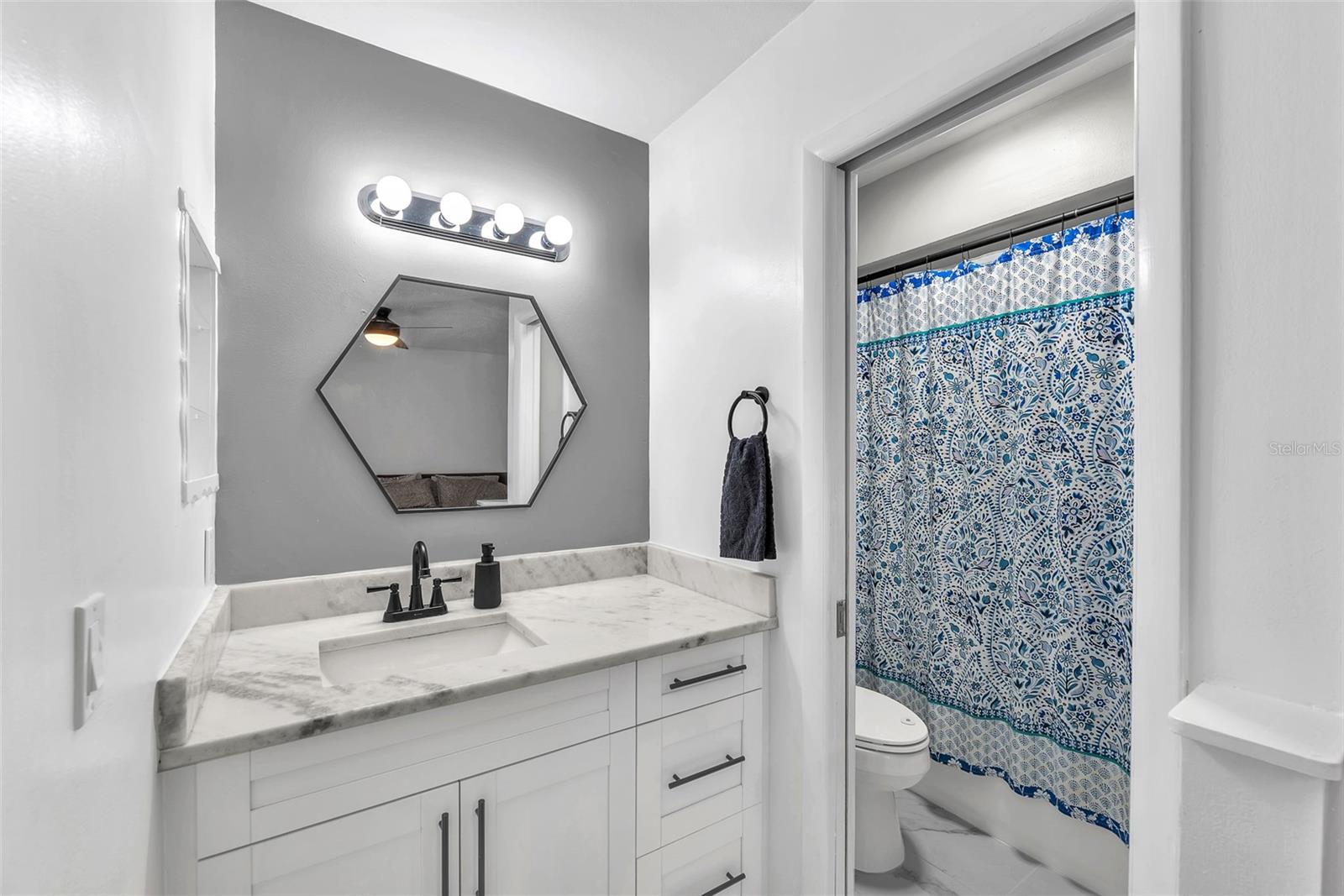 COUNTRY PLACE UNIT I - Residential