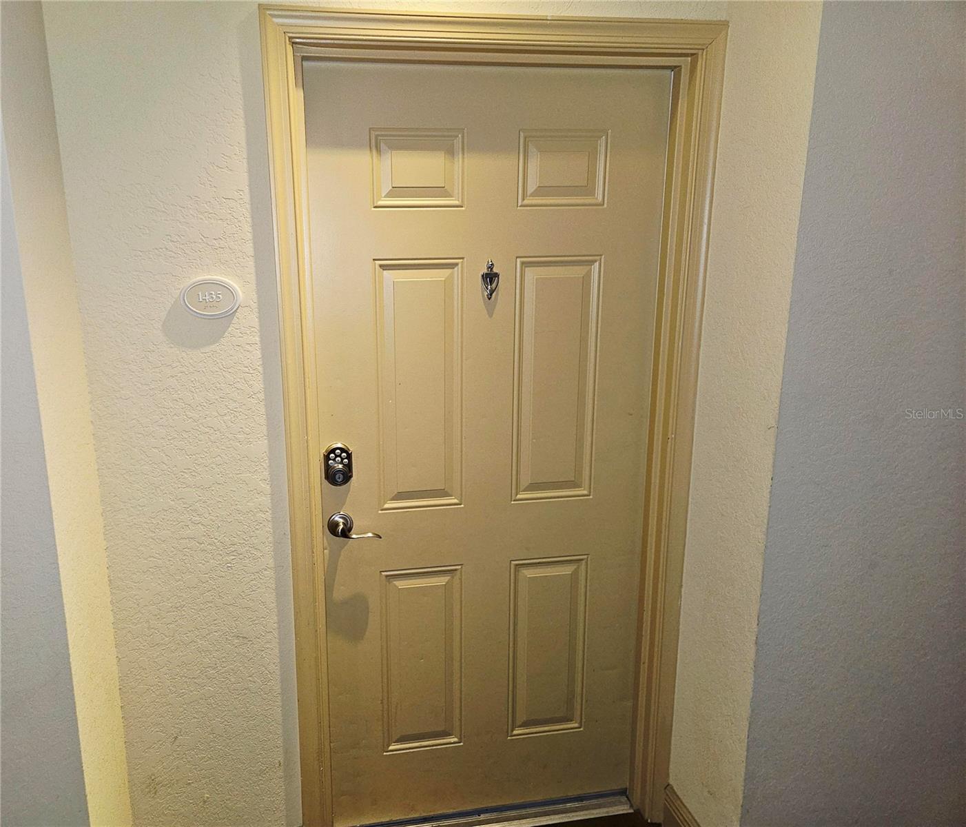 1064 N TAMIAMI TRAIL 1435