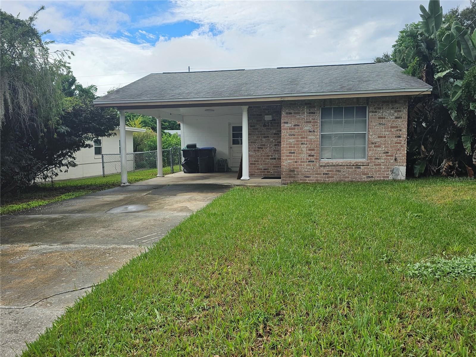 KILLARNEY CIRCLE - Residential