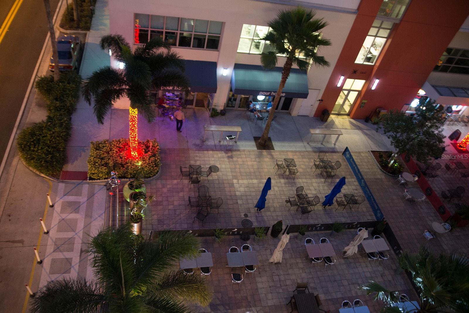 GRAND CENTRAL AT KENNEDY OFFIC - Commercial Lease