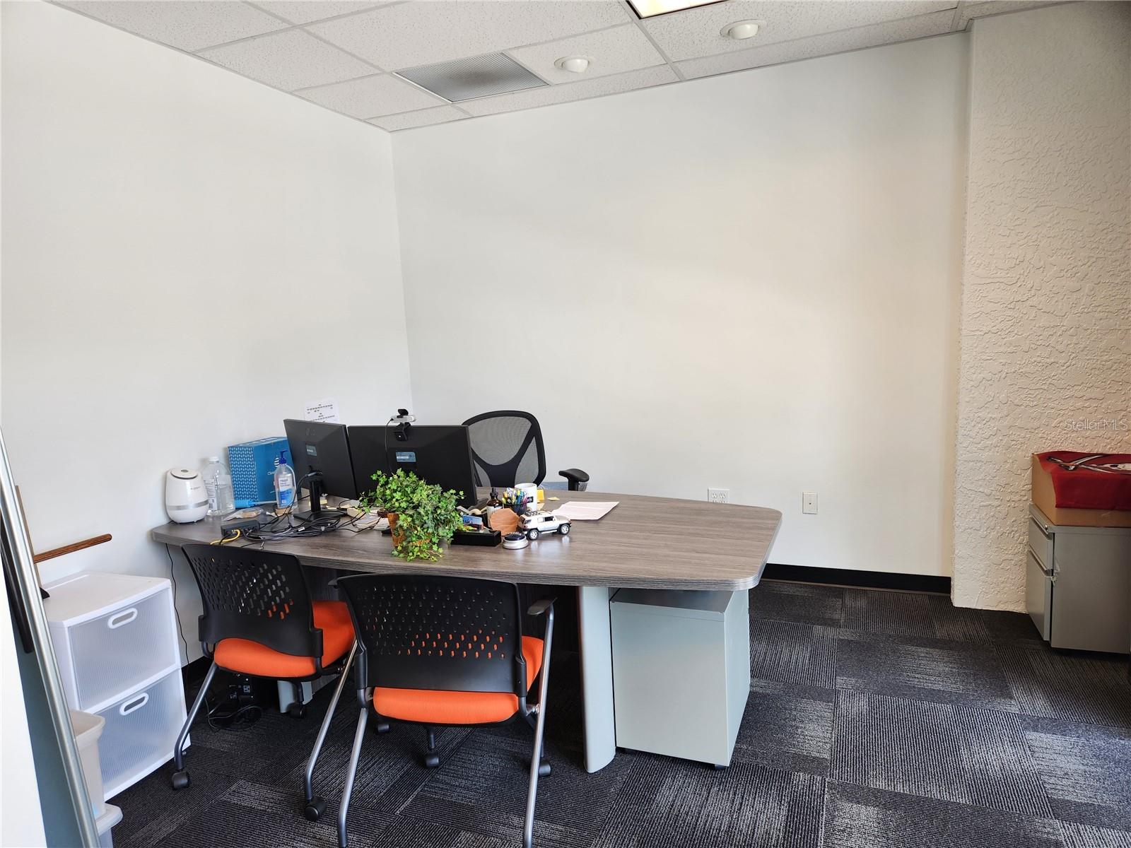 GRAND CENTRAL AT KENNEDY OFFIC - Commercial Lease