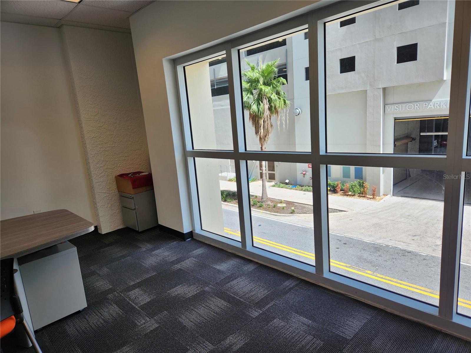 GRAND CENTRAL AT KENNEDY OFFIC - Commercial Lease