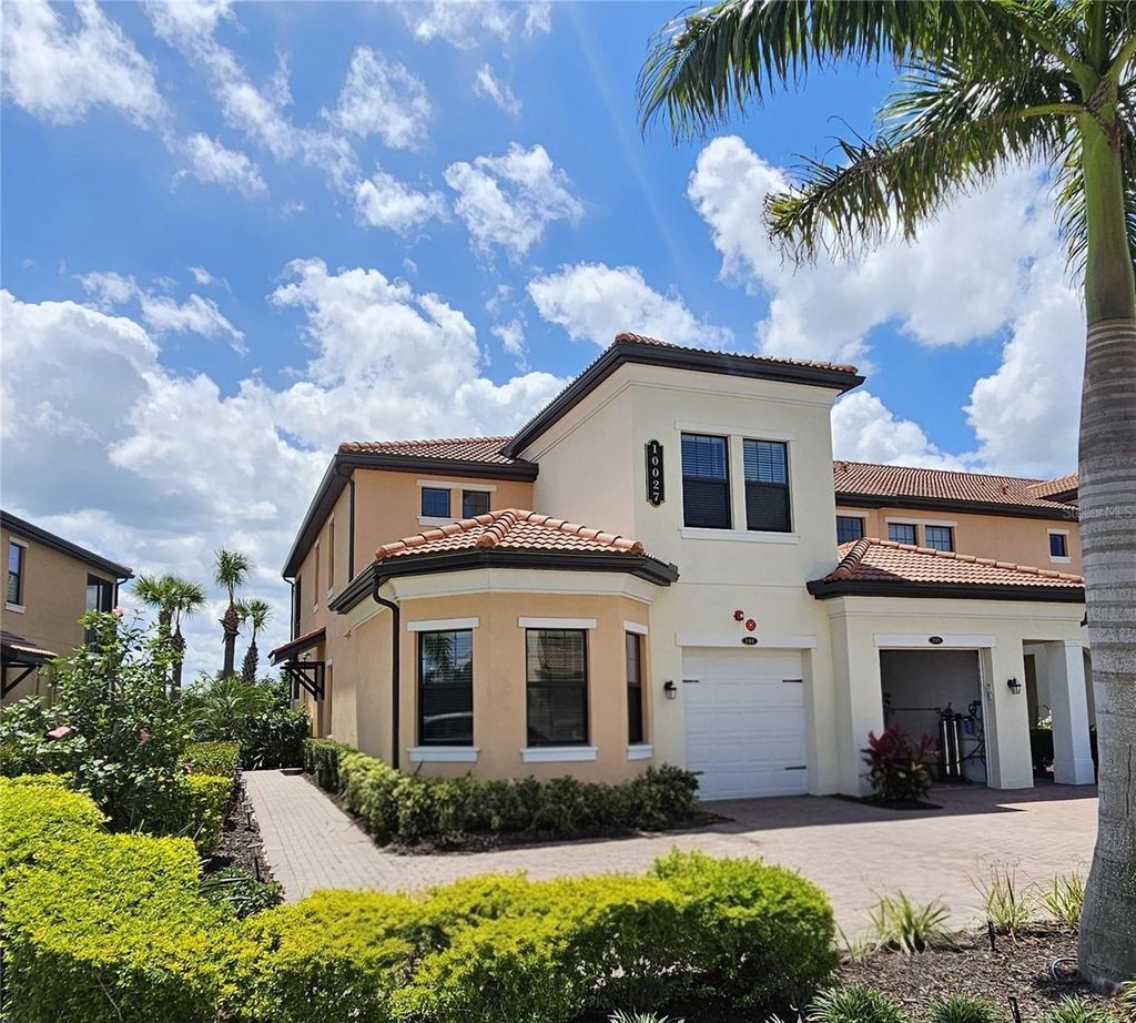 Photo of 10027 Crooked Creek Drive #101, Venice, FL 34293 (MLS # N6144449)