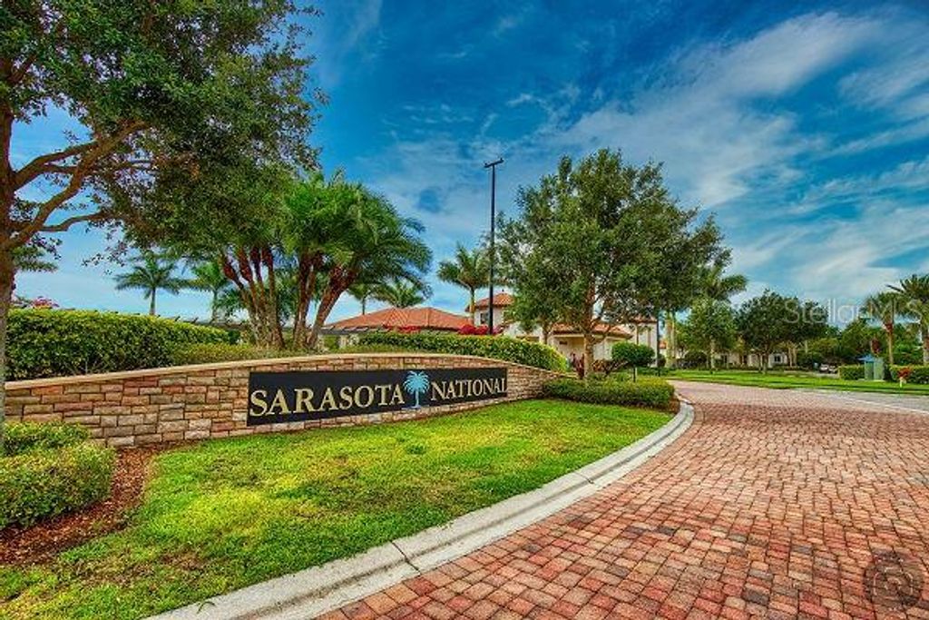 Photo of 10027 Crooked Creek Drive #101, Venice, FL 34293 (MLS # N6144449)