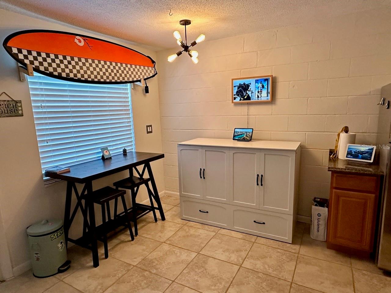 215 CIRCLE DRIVE 18