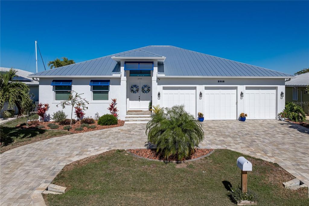 Photo of 2750 W Marion Avenue, Punta Gorda, FL 33950 (MLS # C7517049)