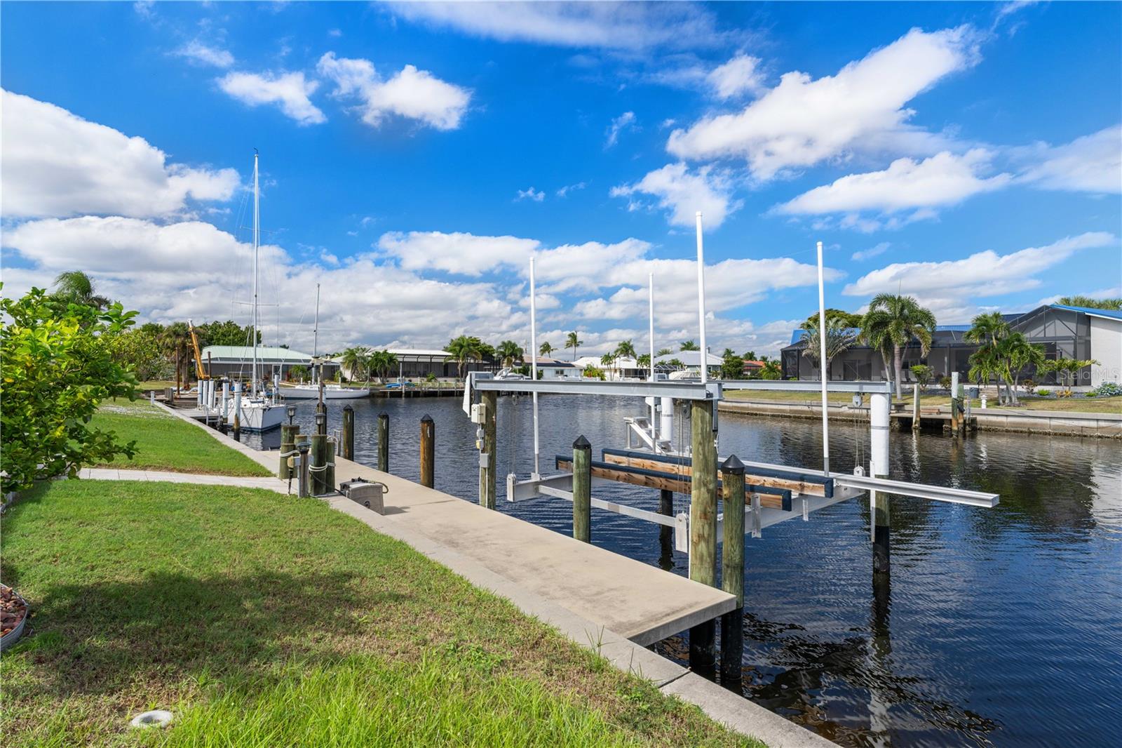 PUNTA GORDA ISLES SEC 02 - Residential