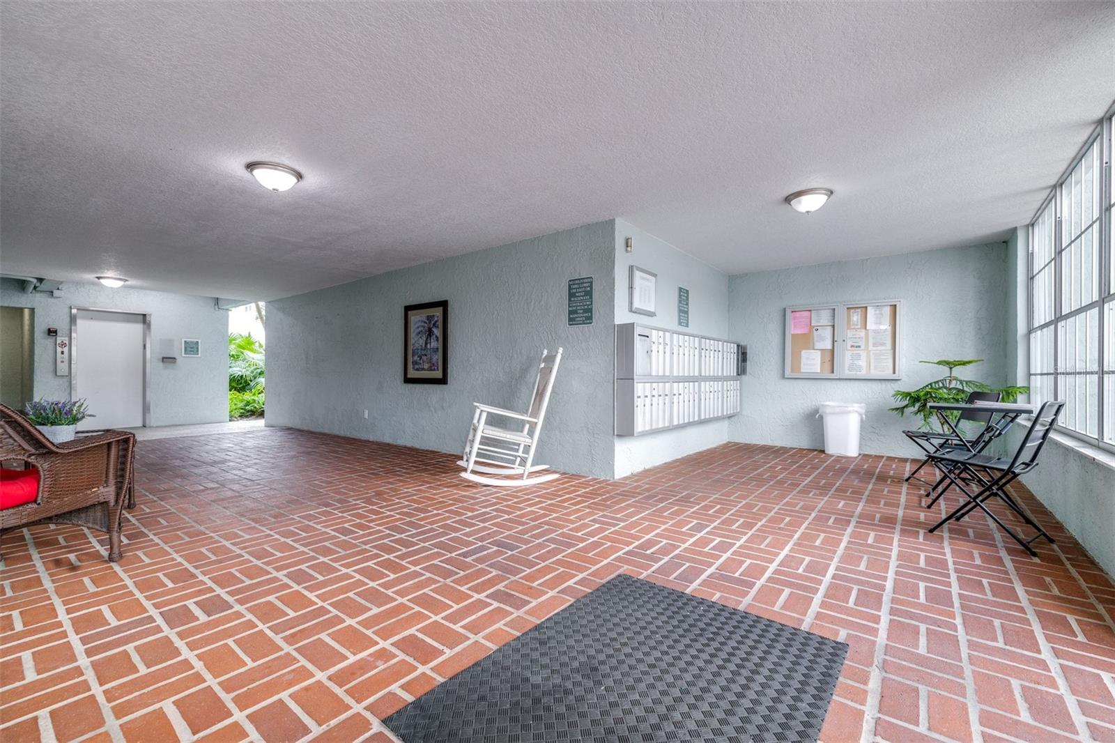 BELLEAIR FOREST CONDO - Residential