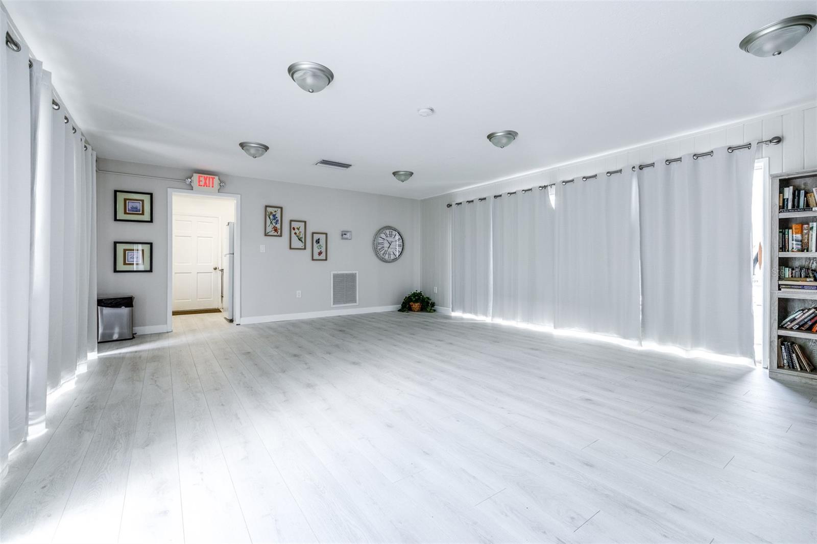 BELLEAIR FOREST CONDO - Residential