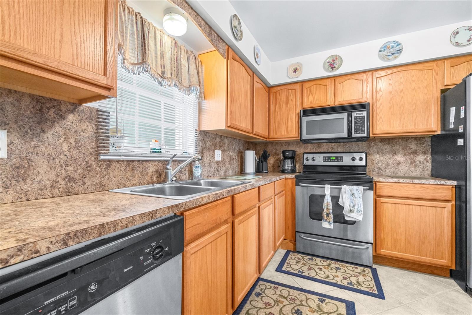 BELLEAIR FOREST CONDO - Residential