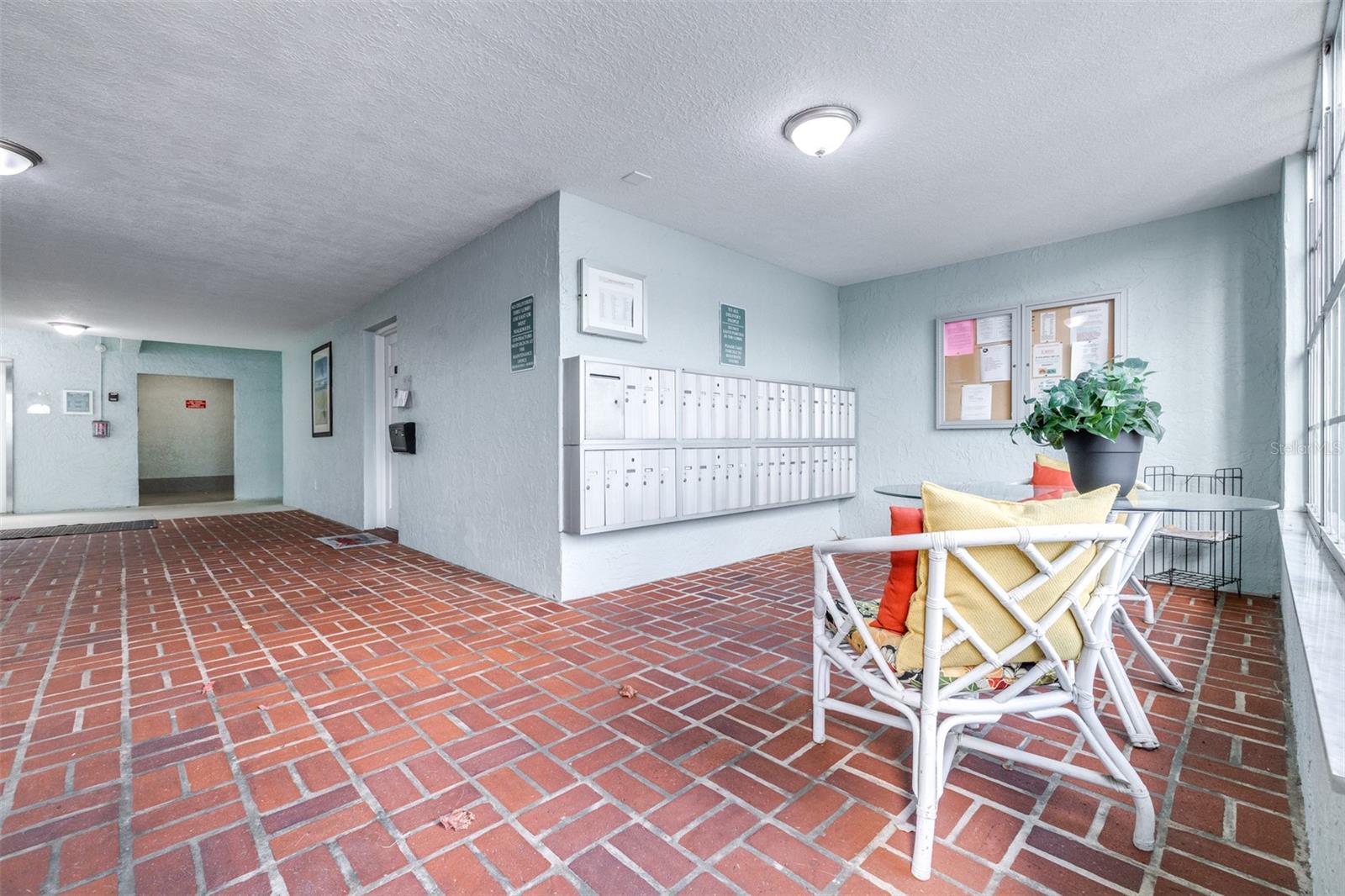 BELLEAIR FOREST CONDO - Residential