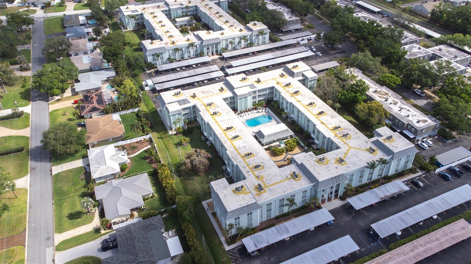 BELLEAIR FOREST CONDO - Residential