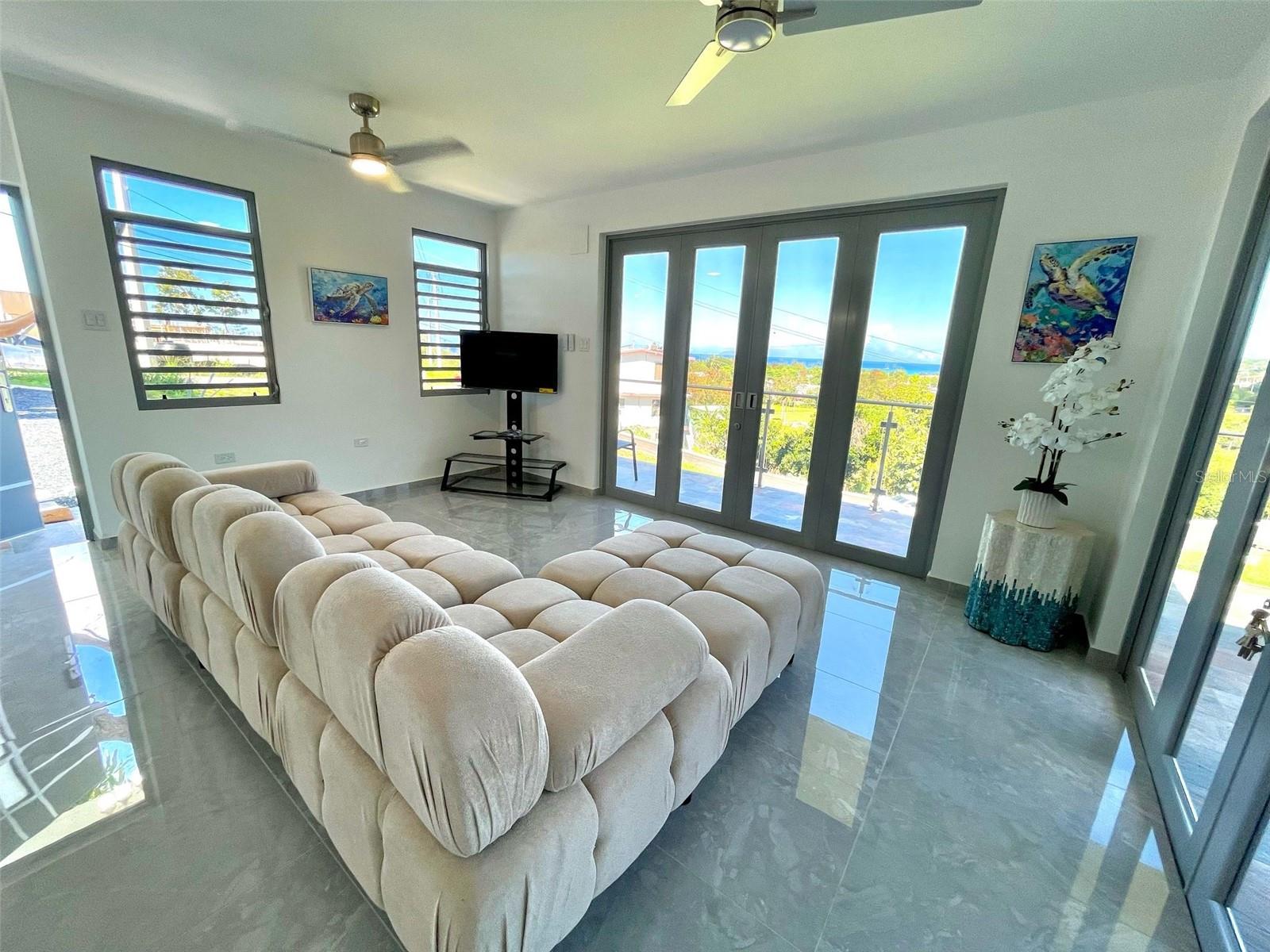 CARR 115 KM 12.7 INT BO. PUEBLO, RINCON, PR 00677 - Residential