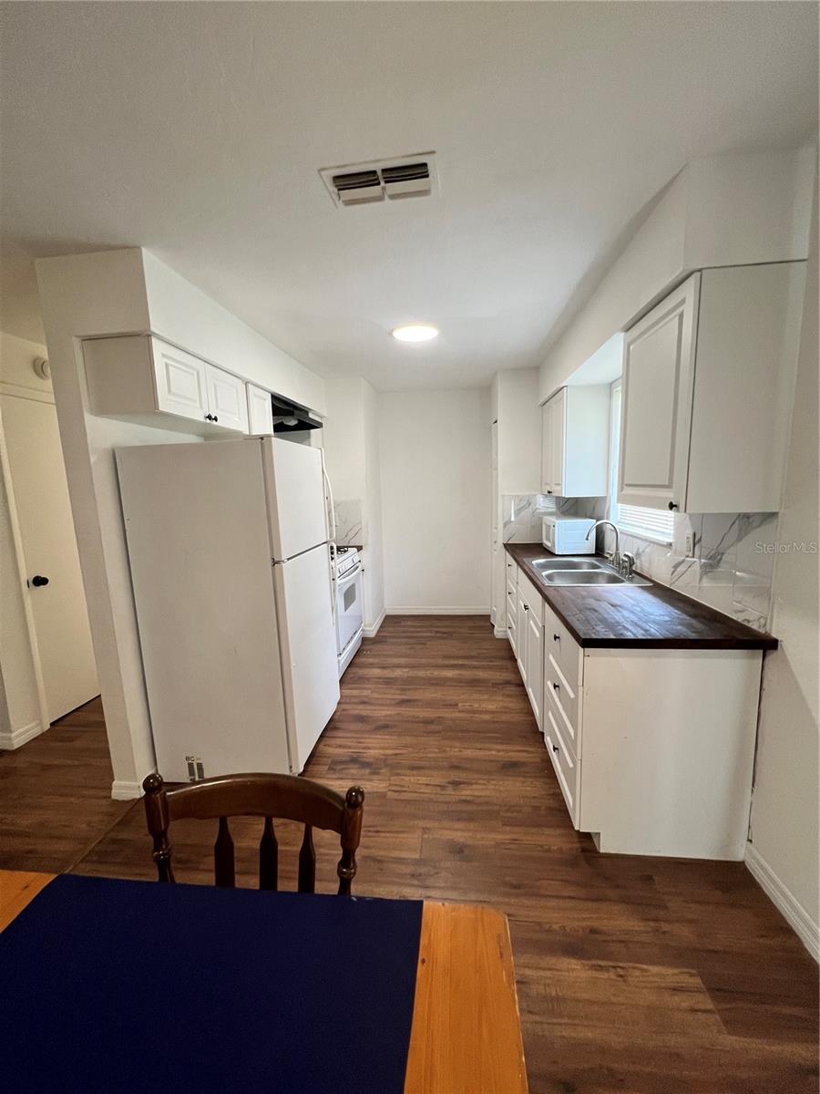 1911 SE 14TH AVENUE