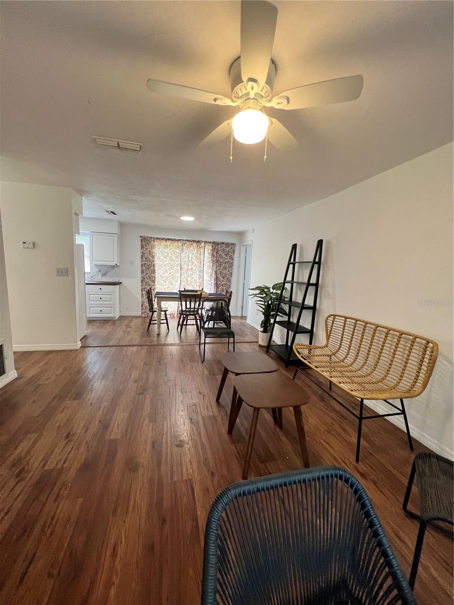 1911 SE 14TH AVENUE