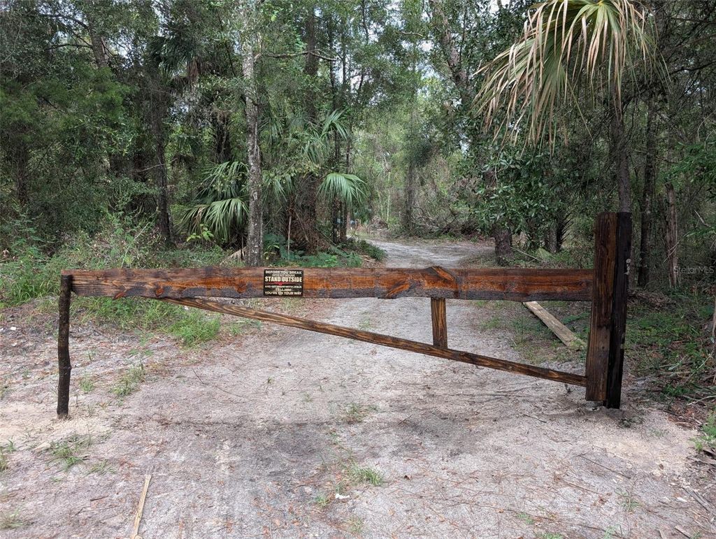 Photo of 1660 N Nightshade Drive, Crystal River, FL 34429 (MLS # TB8434395)